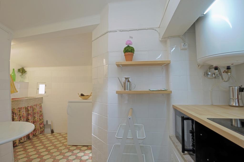 Stay Local In Alfama! Deolinda Central Home, Amazing View Lisboa Værelse billede